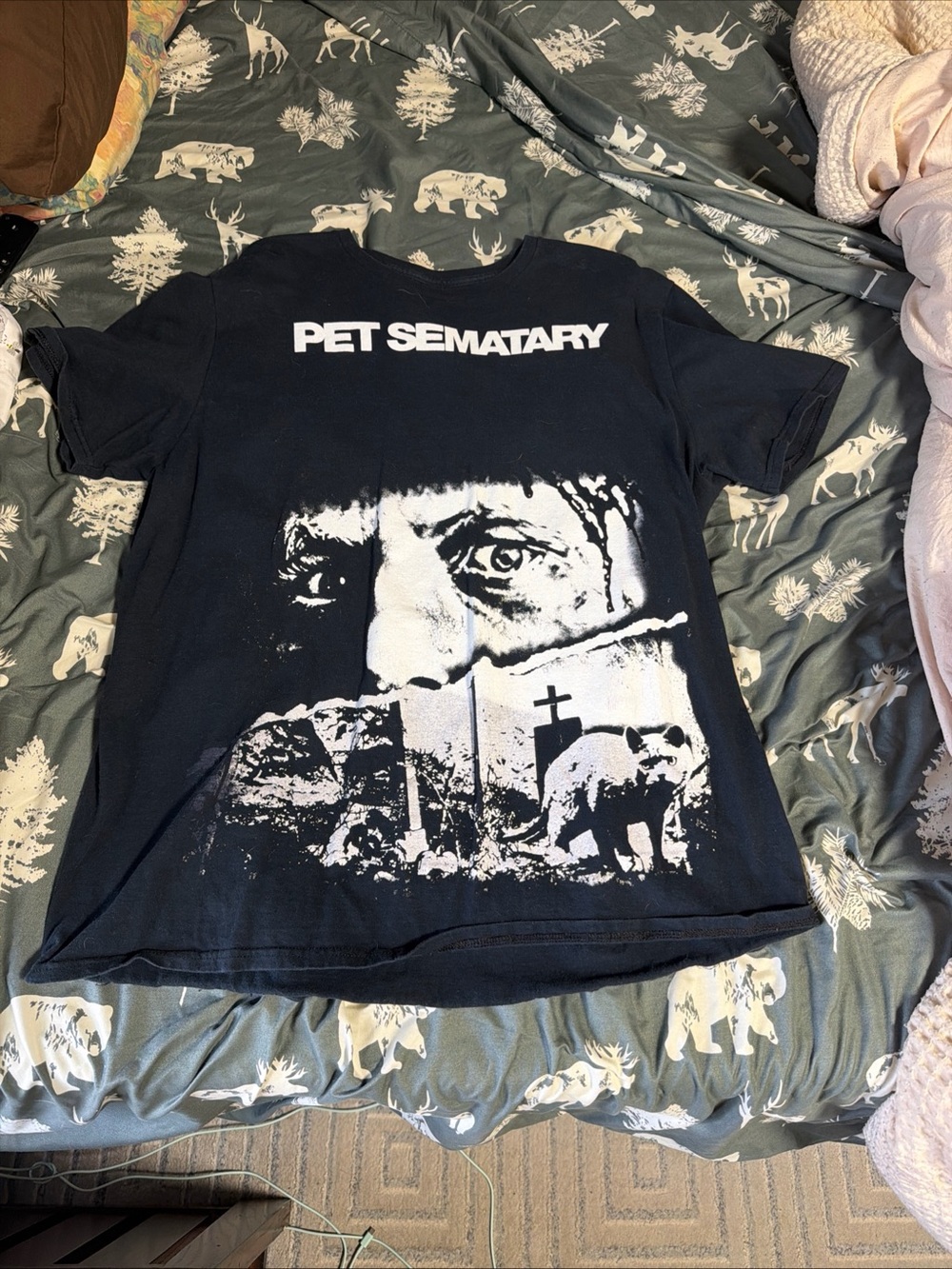 Pet Sematary Graphic Tee - Black